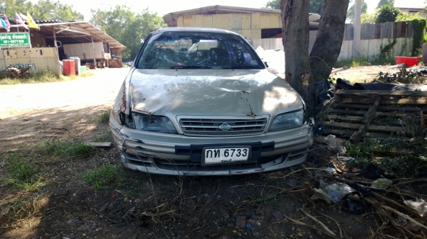 ขาย ซากรถ nissan cefiro
