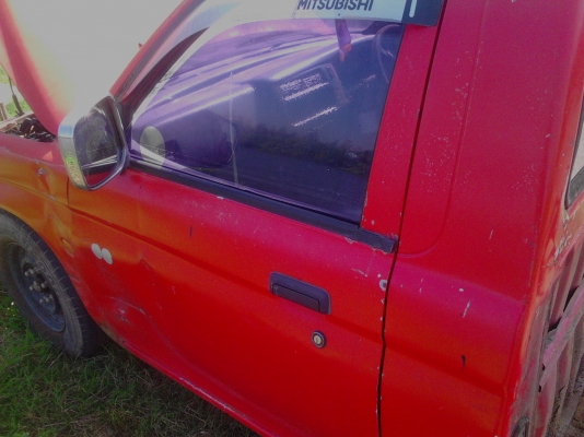 ขายหัวเก๋ง  strada