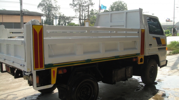 ISUZU NKR ดั๊มดิน 3คิว ปัายเล็กไม่ติดเวลา รถสวยจัดพร้อมลุย