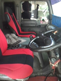 ขายรถบรรทุกสิบล้อดั๊มพ์ Isuzu 270 ปลายปี 49 เครื่องดำ พร้อมระบบลากพ่วง ยางเรเดียล 80\%  2 เพลา ด.สามมิตร