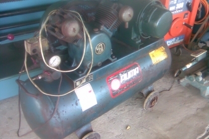 ปั้มลมพูมาสภาพเดิมๆปั้มลมพูมาสภาพเดิมๆ