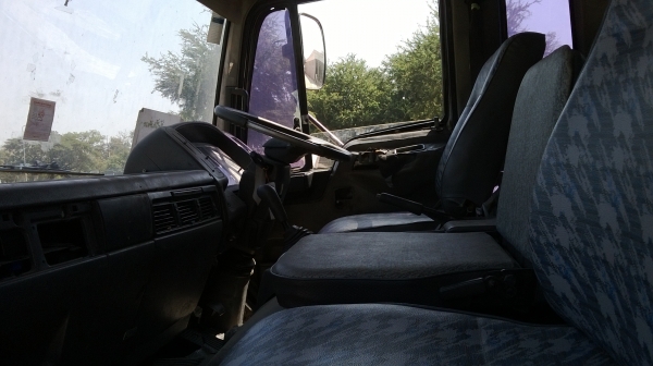 ด่วนๆๆHINO FF1J รถห้างแท้เครื่องJO8C เครื่องดีมาก คัสซีตามรูปไม่มีผุไม่มีสนิมเดิมๆยาว 7เมตร 20 เซน ตู้ปีกนกกระบะเปิดปีกเปิดข้าง