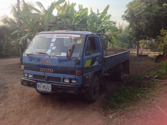 ISUZU NPR 110 ห้างแท้เกียร์ยาวยกหัวได้ Fหน้าFหลัง เครื่องลงเล้มแล้วครับ ราคาวันนี้ 308000 ครับ