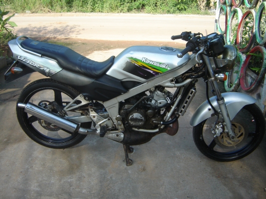 ขาย Victor M เสื้อทอง