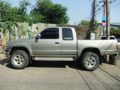Toyota tiger 3.0 cab SR5 ปี1999 พร้อมใช้
