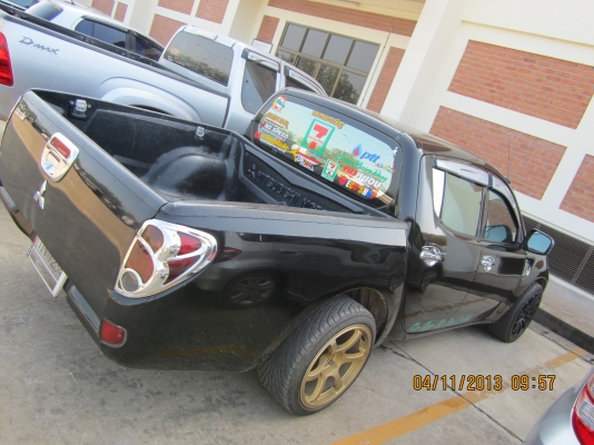 ขายดาวน์ Triton 4 ประตูสีดำแต่งครบ เพียง 60000 บาท ปี 08