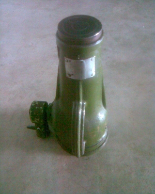 แม่แรงนอก 5 ตัน โยกได้  หมุนได้