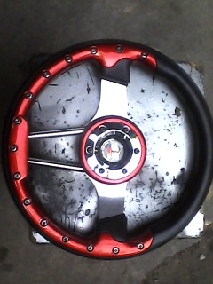 ขายพวงมาลัยแต่ง