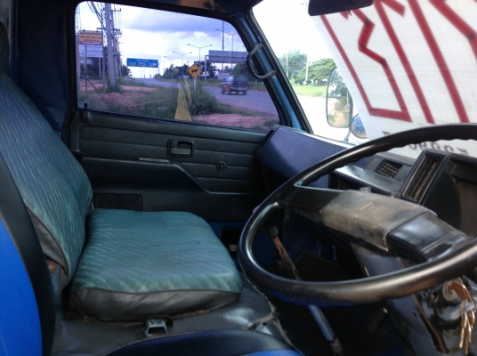 ขายรถบรรทุก 6ล้อ ISUZU NPR115 แรง สภาพพร้อมใช้งาน เอกสารพร้อมโอน ขายรถบรรทุก 6ล้อ ISUZU NPR115 แรง สภาพพร้อมใช้งาน เอกสารพร้อมโอน