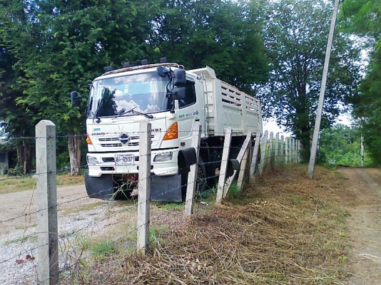 รถสิบล้อ HINO 500 SERIES 330 แรงม้า รถสภาพใหม่เอี่ยม รถปี 54 เลขไมล์ 70,000 กม.ลดราคาขายดาวน์เหลือเพียง 950,000 บาท.