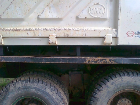 รถสิบล้อ HINO 500 SERIES 330 แรงม้า รถสภาพใหม่เอี่ยม รถปี 54 เลขไมล์ 70,000 กม.ลดราคาขายดาวน์เหลือเพียง 950,000 บาท.