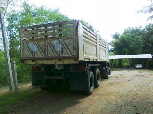 รถสิบล้อ HINO 500 SERIES 330 แรงม้า รถสภาพใหม่เอี่ยม รถปี 54 เลขไมล์ 70,000 กม.ลดราคาขายดาวน์เหลือเพียง 950,000 บาท.