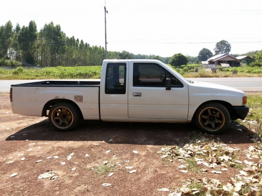 ***ขายแล้วครับขอบคุณ Truck2hand ขายกระบะแค็ปสวยๆ มังกรทอง87ยอดนิยม ISUZU SPACECAB 2.5SL 87HP หูช้างแท้ ปี32/89 เครื่องเดิมเกียร์เดิม เครื่องดี แรงประหยัด เกียร์ดีไม่มีหลุด ช่วงล่างคัสซีสวยเดิมไม่ผุไม่ดาม กระบะดี มีพื้นปูกระบะ ล้อแม็กสวยๆ หัวบางเดิม ภายในส