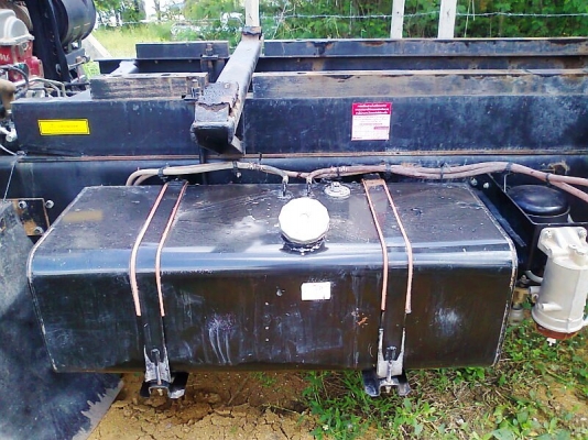 รถสิบล้อ HINO 500 SERIES 330 แรงม้า รถสภาพใหม่เอี่ยม รถปี 54 เลขไมล์ 70,000 กม.ลดราคาขายดาวน์ 950,000 บาท.หมดเขต 16 พย.56