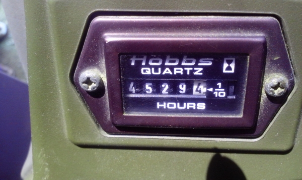 ขายด่วน HITACHI EX30-2  ลดราคาอยากขาย 360,000 โทรเลย 089-0614599