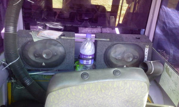 ขายด่วน HITACHI EX30-2  ลดราคาอยากขาย 360,000 โทรเลย 089-0614599