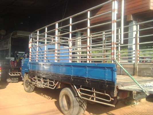 ขายหกล้อ TOYOTA เครือง 115 แรง มี 2 คัน กะบะสวยๆค็อกเหล็กยาว4.30เมตรเอกสารพร้อมโอน(คันระ260000บ)"ครับ