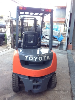 ขายรถยกโตโยต้า TOYOTA 02-8FD20 ขนาด 2 ตัน เครื่องดีเซล รถใหม่มือสอง 168 ชั่วโมง เกียร์ออโต้ (011) ขายรถยกโตโยต้า TOYOTA 02-8FD20 ขนาด 2 ตัน เครื่องดีเซล รถใหม่มือสอง 168 ชั่วโมง เกียร์ออโต้ (011)