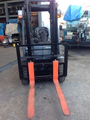 ขายรถยกโตโยต้า TOYOTA 02-8FD20 ขนาด 2 ตัน เครื่องดีเซล รถใหม่มือสอง 168 ชั่วโมง เกียร์ออโต้ (011) ขายรถยกโตโยต้า TOYOTA 02-8FD20 ขนาด 2 ตัน เครื่องดีเซล รถใหม่มือสอง 168 ชั่วโมง เกียร์ออโต้ (011)