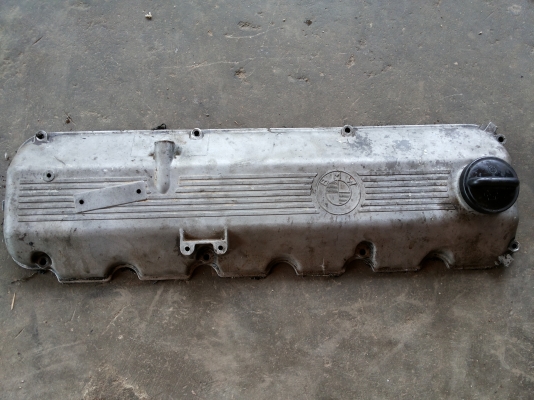 ขายฝาครอบวาวbmwเครื่องm20