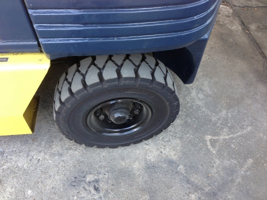 ขายรถยกโคมัตสุ KOMATSU FD25-11 ขนาด 2.5 ตัน เครื่องดีเซล (012) ขายรถยกโคมัตสุ KOMATSU FD25-11 ขนาด 2.5 ตัน เครื่องดีเซล (012)