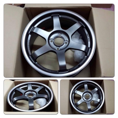 ขายล้อแม็กใหม่100\% TE37SL ขอบ17 กว้าง7.5 ออฟ40 4 รู100 ราคา 13,500 บาท พร้อมใส่ ของแถมเพียบ!!!!