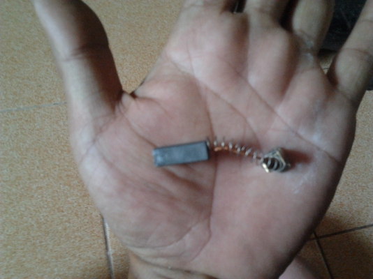 ขายปั๊มน้ำสำหรับรถแต่งหม้อน้ำอยู่หลัง