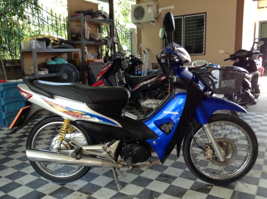 ขาย!!!เวฟ100ยูบ๊อก ปี50 รถเครื่องดีคับ มีเล่มทะเบียนครบ ภาษีไม่หมด