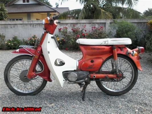 ขาย C70k2 เล่มทะเบียนเครื่องพอใช้อะไหร่เดมๆติดรถโครงไม่ผุรถพร้อมใช้ ขาย 9500 บาท