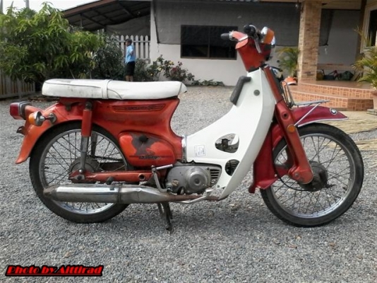 ขาย C70k2 เล่มทะเบียนเครื่องพอใช้อะไหร่เดมๆติดรถโครงไม่ผุรถพร้อมใช้ ขาย 9500 บาท