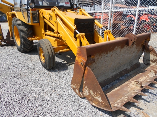 ขายรถตัก JCB 3CX หน้าตัก หลังขุด ขายรถตัก JCB 3CX หน้าตัก หลังขุด