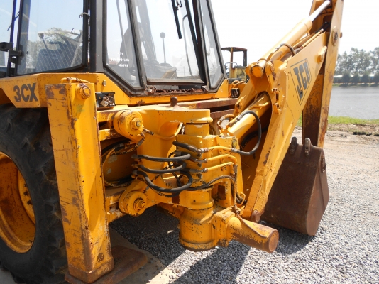 ขายรถตัก JCB 3CX หน้าตัก หลังขุด ขายรถตัก JCB 3CX หน้าตัก หลังขุด