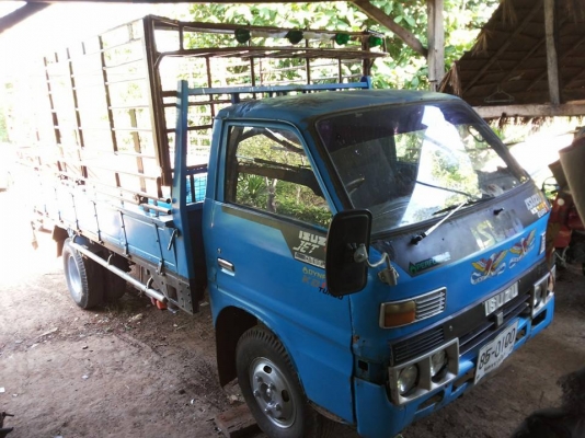ขาย6ล้อราคาเบาๆ ISUZU TLD วางเครื่องCANTER 90HP D4ANK (ใบคุม) เครื่องแน่นแรงดี เกียร์สั้น(เกียร์สาย) ช่วงล่างเดิม คัสซีดี มีบวมข้างในบ้าง วางเหล็กเสริม บน-ล่างแข็งแรง ยางสวย6เส้น กระบะพื้นไม้คอกเหล็กสภาพสวย พื้นไม่ผุ ฝาทึบไม่ผุ สีสันดี