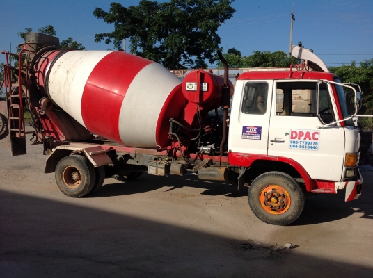 ขายรถโม่4คิว(โม่ใหม่)สภาพดีมากใช้งานอยู่ ติดต่อเสี่ยจอย T.085-7799776