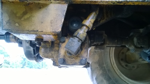 รถตักล้อยาง ยี่ห้อ KOMATSU รุ่น 507 รถตักล้อยาง ยี่ห้อ KOMATSU รุ่น 507