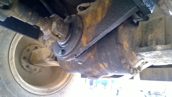 รถตักล้อยาง ยี่ห้อ KOMATSU รุ่น 507 รถตักล้อยาง ยี่ห้อ KOMATSU รุ่น 507