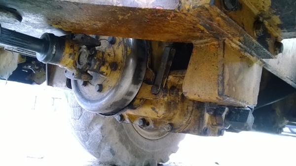 รถตักล้อยาง ยี่ห้อ KOMATSU รุ่น 507 รถตักล้อยาง ยี่ห้อ KOMATSU รุ่น 507