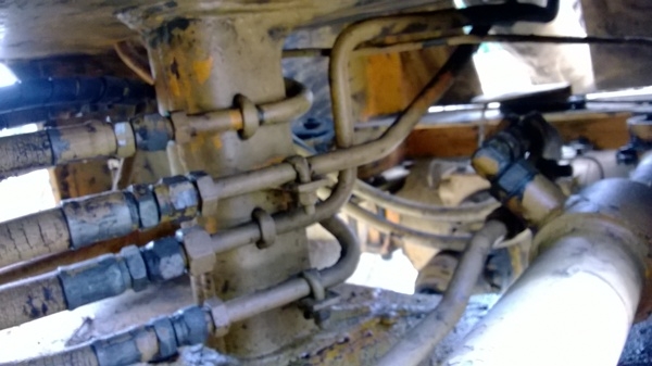 รถตักล้อยาง ยี่ห้อ KOMATSU รุ่น 507 รถตักล้อยาง ยี่ห้อ KOMATSU รุ่น 507