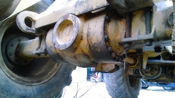 รถตักล้อยาง ยี่ห้อ KOMATSU รุ่น 507 รถตักล้อยาง ยี่ห้อ KOMATSU รุ่น 507