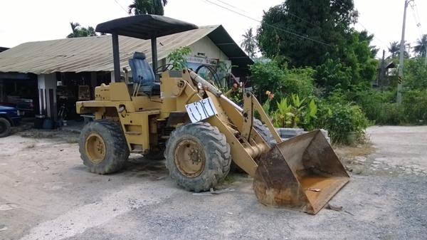 รถตักล้อยาง ยี่ห้อ KOMATSU รุ่น 507 รถตักล้อยาง ยี่ห้อ KOMATSU รุ่น 507