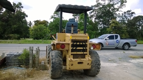 รถตักล้อยาง ยี่ห้อ KOMATSU รุ่น 507 รถตักล้อยาง ยี่ห้อ KOMATSU รุ่น 507