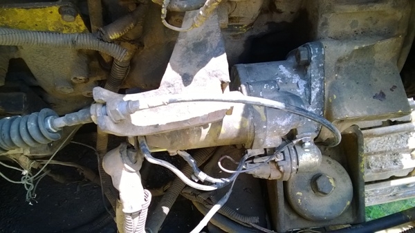 รถแบคโฮ ยี่ห้อ KOBELCO รุ่น SK200 MARK 3