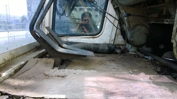 รถแบคโฮ ยี่ห้อ KOBELCO รุ่น SK200 MARK 3