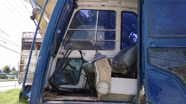 รถแบคโฮ ยี่ห้อ KOBELCO รุ่น SK200 MARK 3