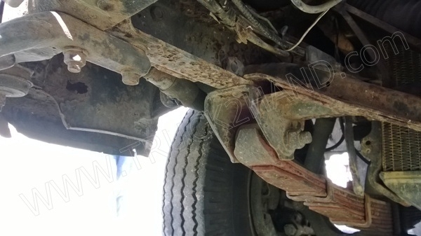 รถบรรทุก 6 ล้อ ยี่ห้อ ISUZU