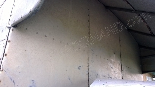 รถบรรทุก 6 ล้อ ยี่ห้อ ISUZU