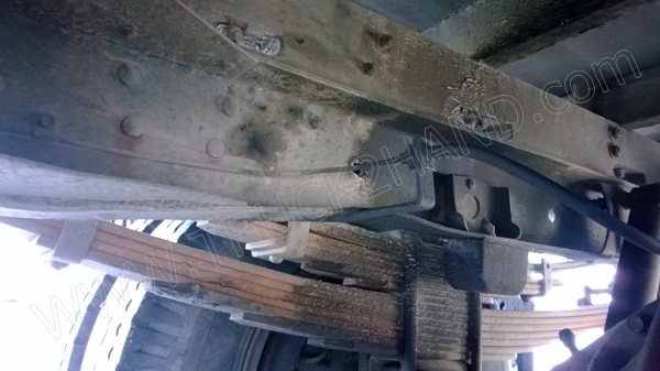 รถบรรทุก 6 ล้อ ยี่ห้อ ISUZU