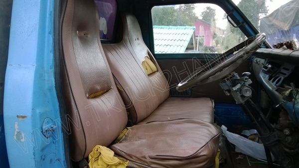 รถบรรทุก 6 ล้อ ยี่ห้อ ISUZU