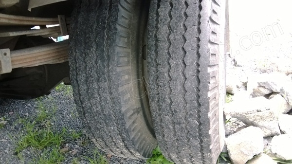 รถบรรทุก 6 ล้อ ยี่ห้อ ISUZU