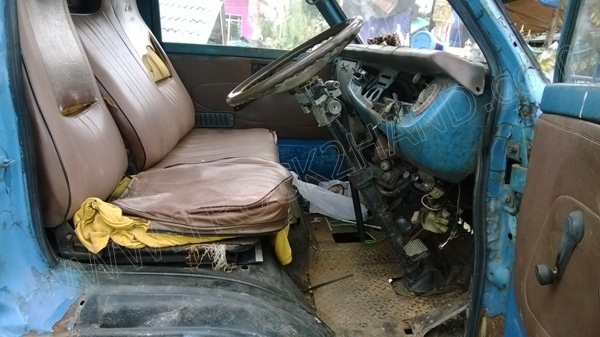 รถบรรทุก 6 ล้อ ยี่ห้อ ISUZU